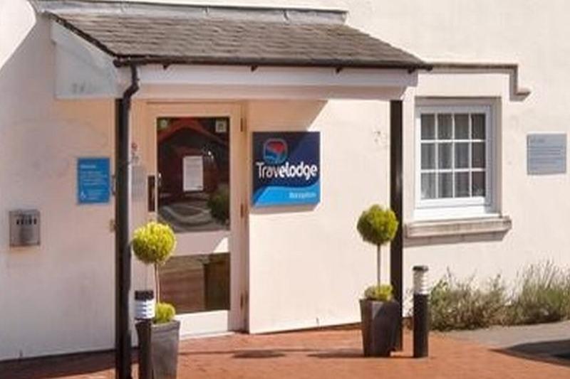 Travelodge Cardiff Airport Barry Zewnętrze zdjęcie