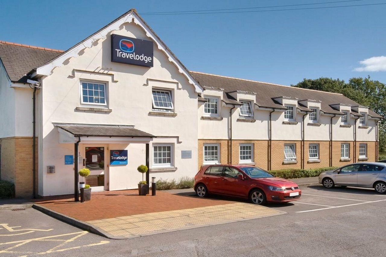 Travelodge Cardiff Airport Barry Zewnętrze zdjęcie
