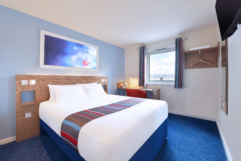 Travelodge Cardiff Airport Zewnętrze zdjęcie